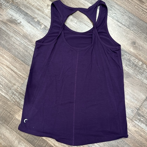 Lot of 3 women’s size L workout tanks by Ziya Activewear - Picture 6 of 9